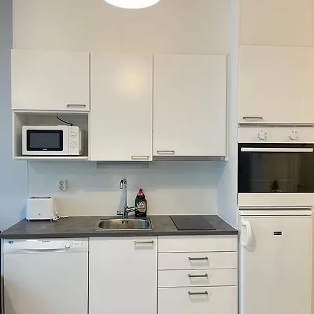 Lovely Next To The Train Station Lägenhet